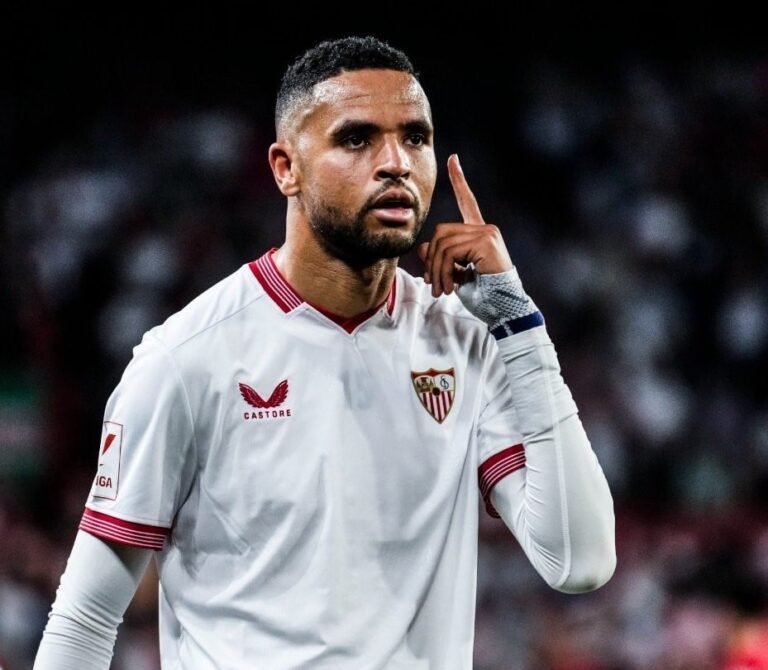 Sevilla supera o Mallorca e vence a terceira consecutiva pelo Campeonato Espanhol Sevilla supera o Mallorca e vence a terceira consecutiva pelo Campeonato Espanhol