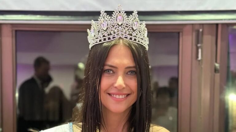 Mulher de 60 anos ganha Miss Universo Buenos Aires e revela truques de beleza | CNN Brasil