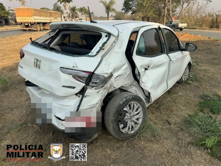 Acidente envolvendo ambulância de Formiga deixa uma vítima fatal na BR-354