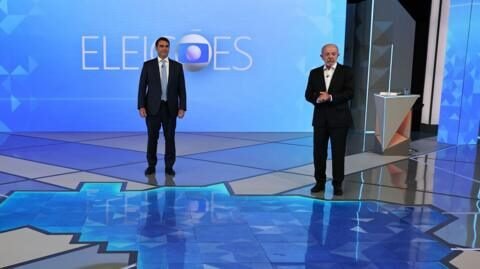 Lula e Flávio trocam acusações em último debate presidencial Debate na Globo: Lula e Flávio trocam ataques sobre Vorcaro e acusações de corrupção; veja como foi