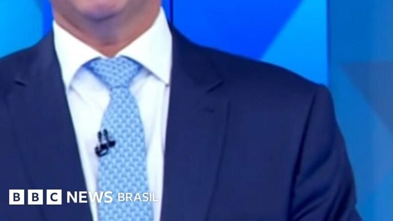 Flávio Bolsonaro e Lula batem boca sobre salário mínimo em debate 'Governo destruiu poder de compra dos eleitores', diz Flávio Bolsonaro em debate